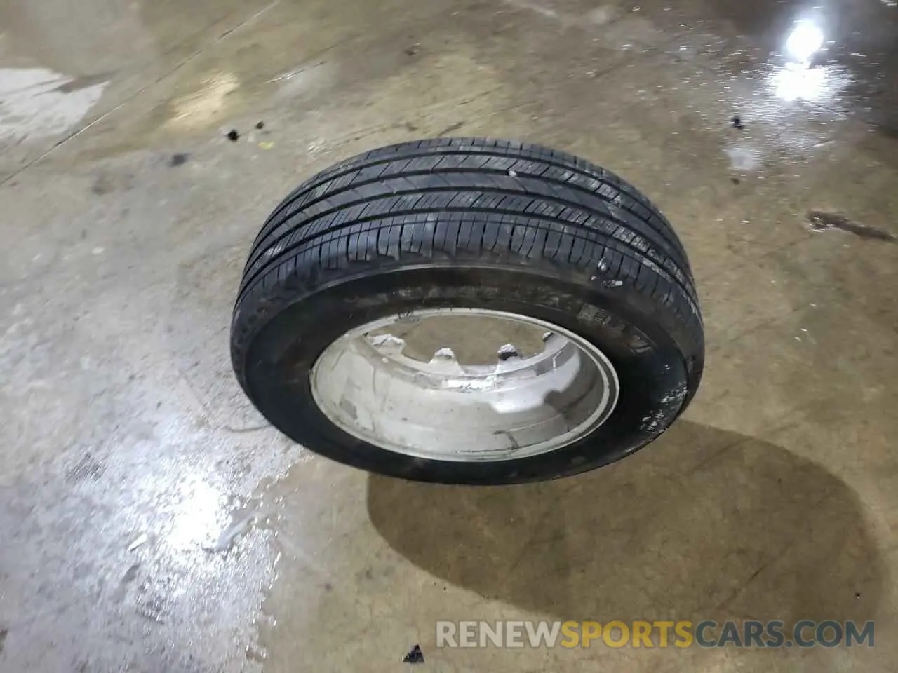 13 Photograph of a damaged car 3GNAXHEVXLS540012 CHEVROLET EQUINOX 2020
