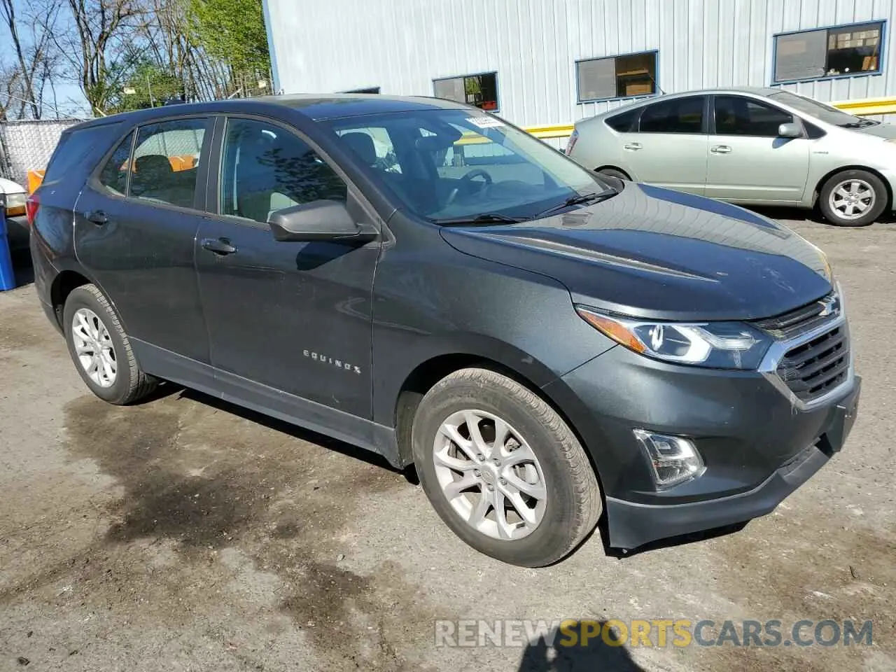 4 Photograph of a damaged car 3GNAXHEVXLS557344 CHEVROLET EQUINOX 2020