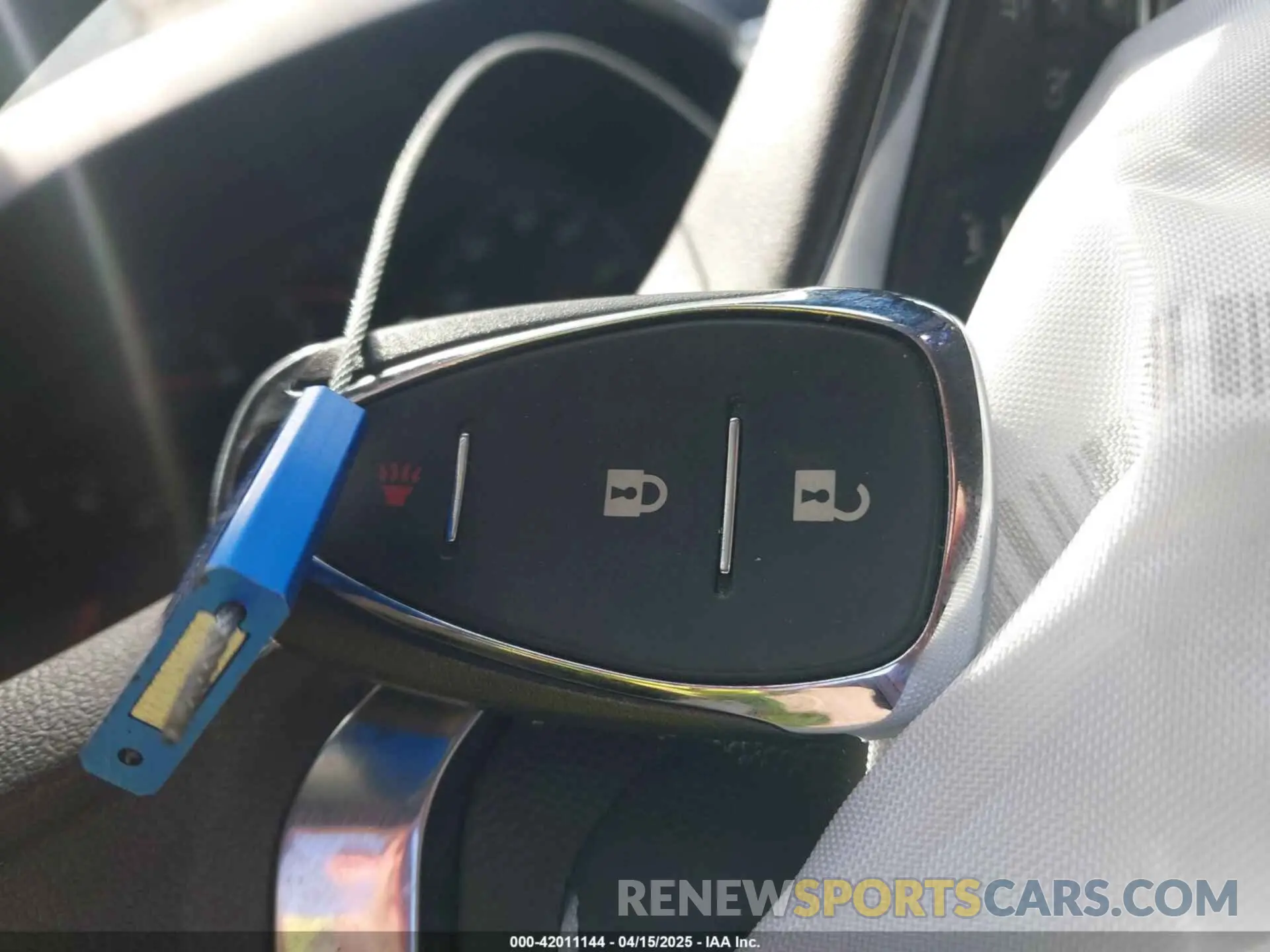 11 Photograph of a damaged car 3GNAXHEVXLS597357 CHEVROLET EQUINOX 2020