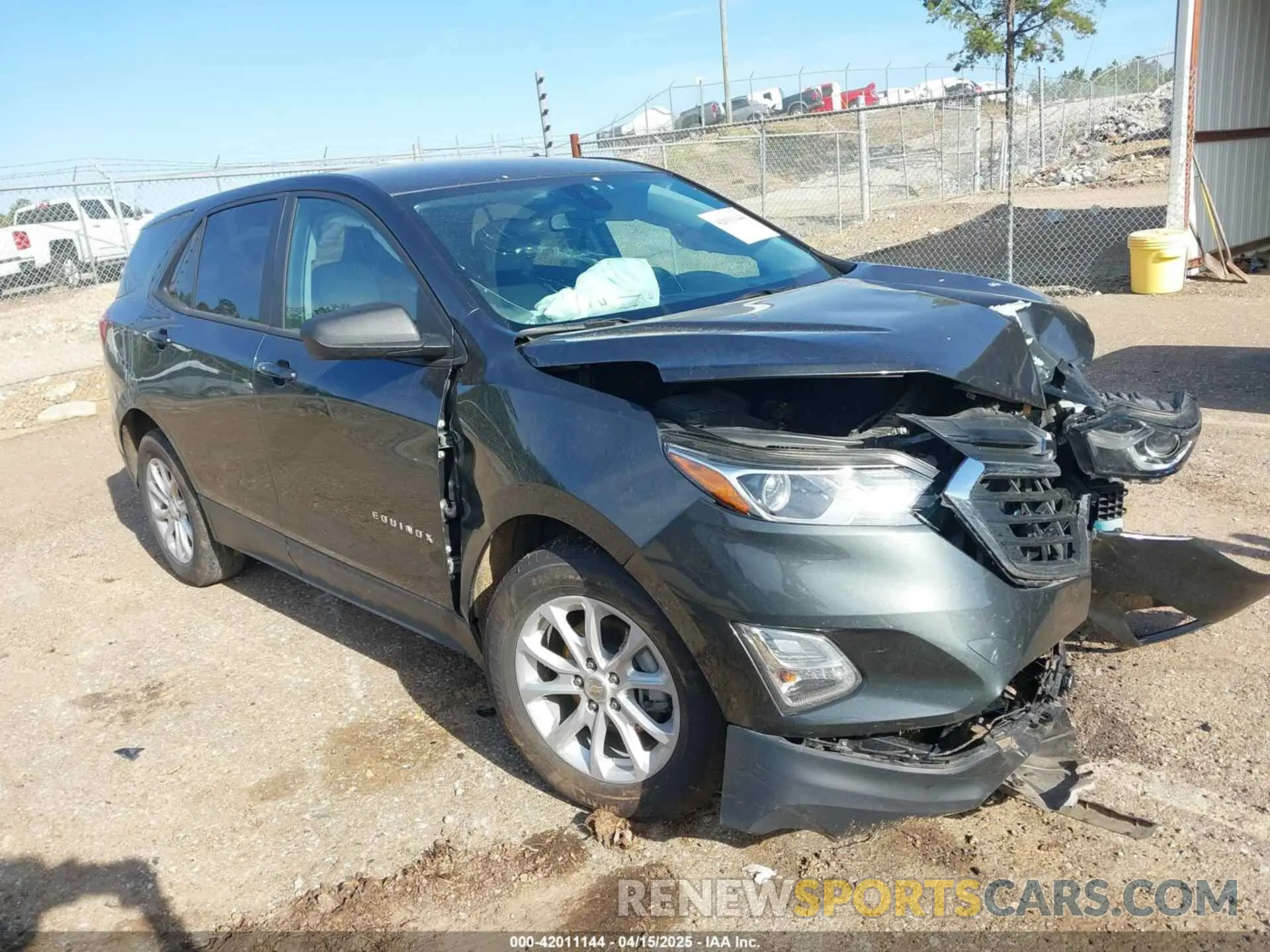 17 Photograph of a damaged car 3GNAXHEVXLS597357 CHEVROLET EQUINOX 2020