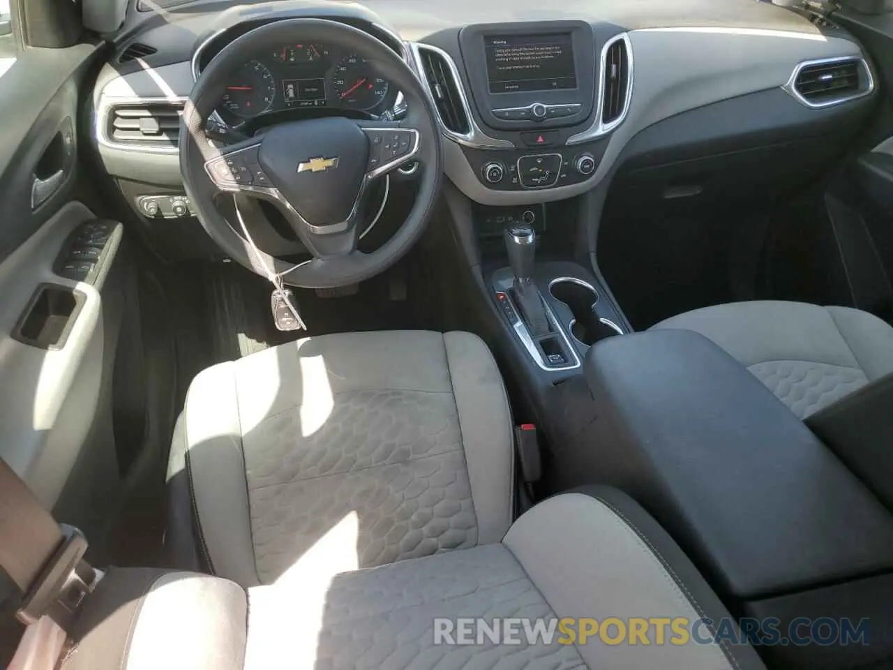 8 Photograph of a damaged car 3GNAXHEVXLS703340 CHEVROLET EQUINOX 2020
