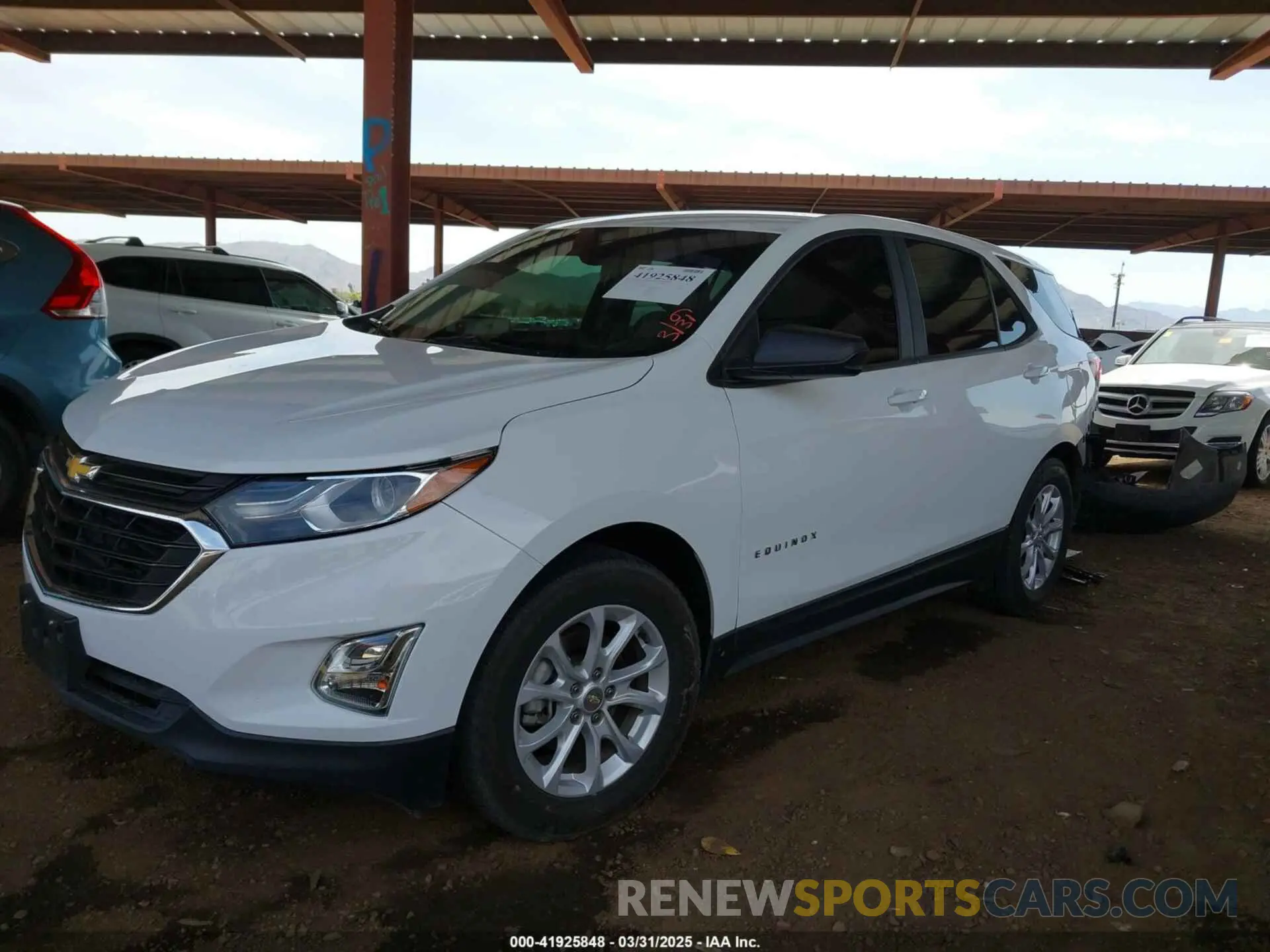 2 Photograph of a damaged car 3GNAXHEVXLS730912 CHEVROLET EQUINOX 2020