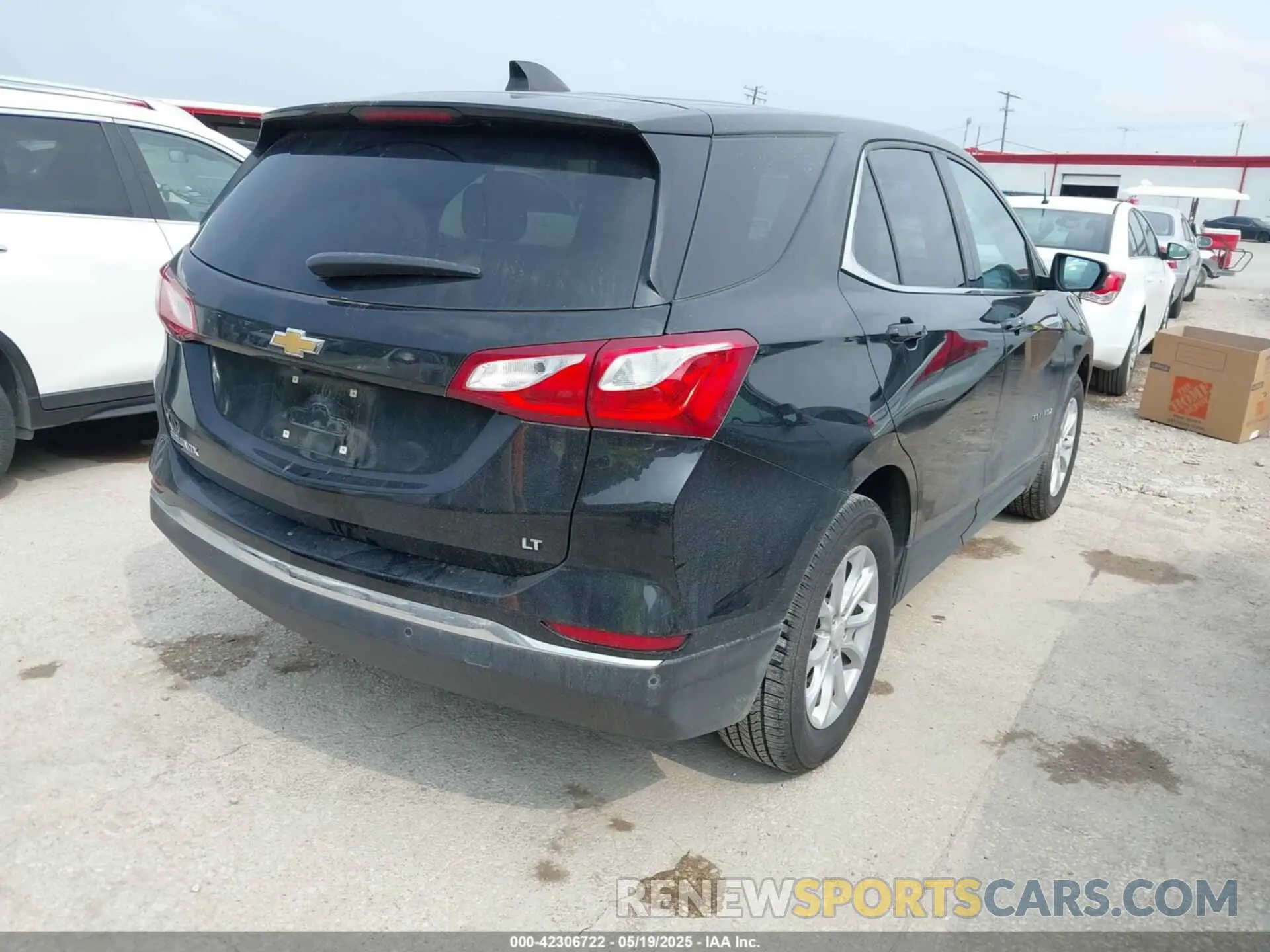 4 Photograph of a damaged car 3GNAXJEV0LL129638 CHEVROLET EQUINOX 2020