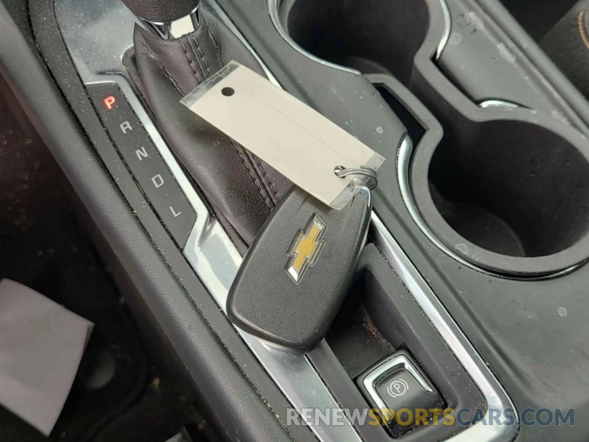 11 Photograph of a damaged car 3GNAXJEV0LS729713 CHEVROLET EQUINOX 2020