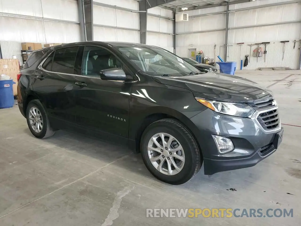 4 Photograph of a damaged car 3GNAXJEV1LS525910 CHEVROLET EQUINOX 2020