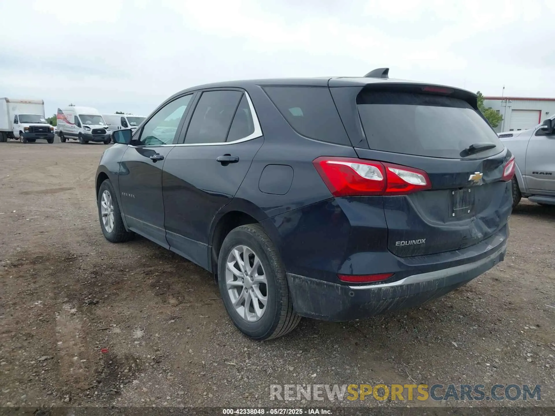 3 Photograph of a damaged car 3GNAXJEV1LS711544 CHEVROLET EQUINOX 2020