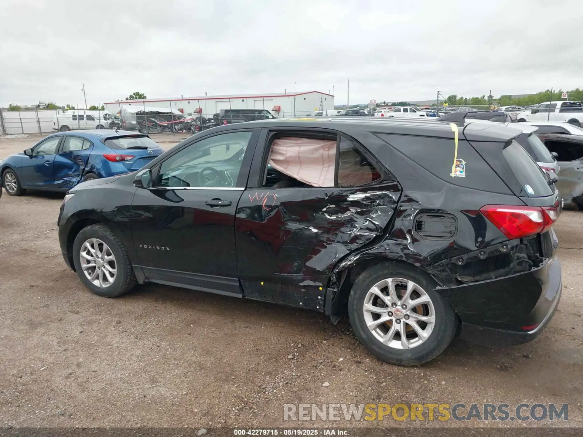 12 Photograph of a damaged car 3GNAXJEV3LL254083 CHEVROLET EQUINOX 2020