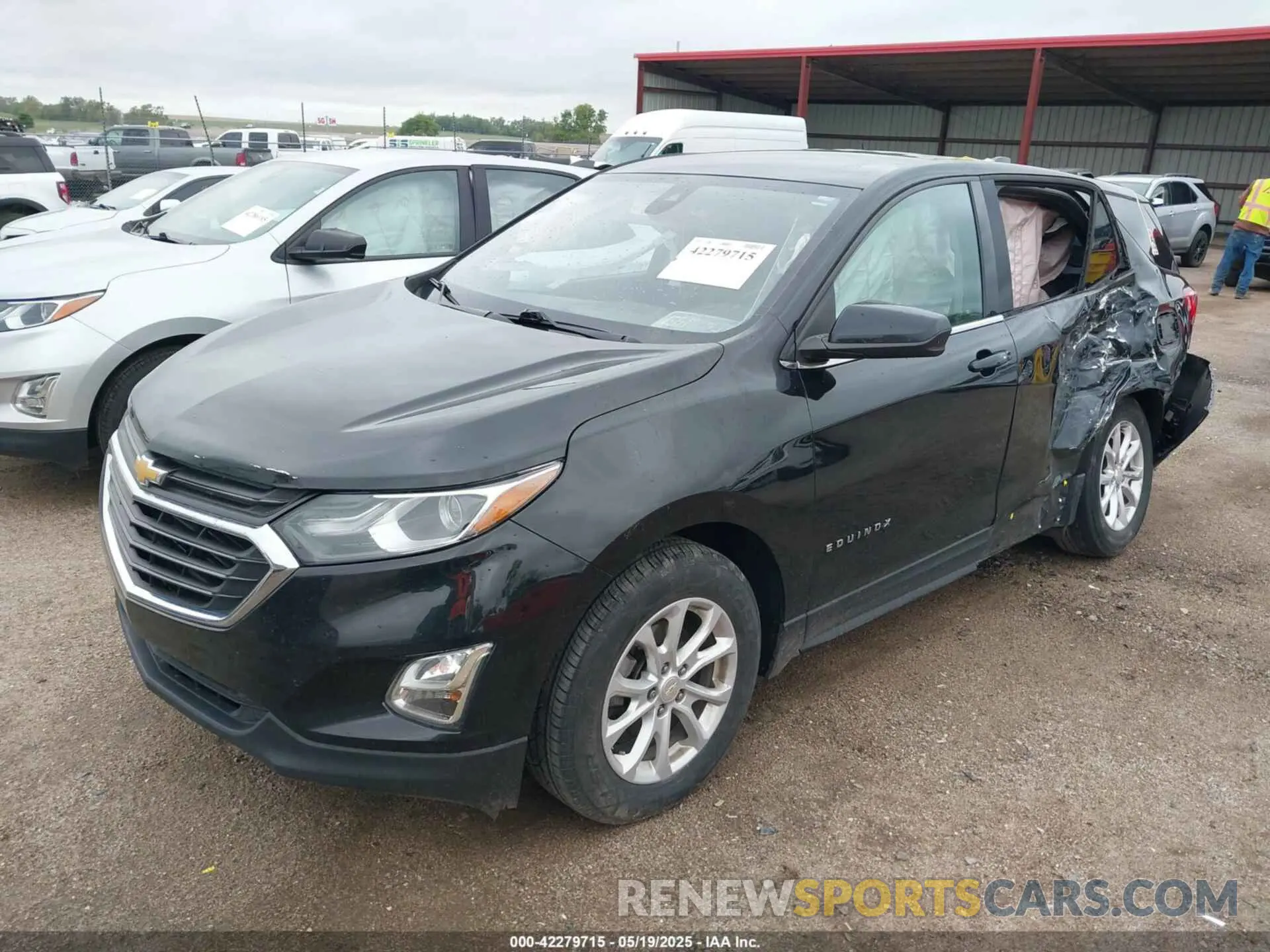 2 Photograph of a damaged car 3GNAXJEV3LL254083 CHEVROLET EQUINOX 2020