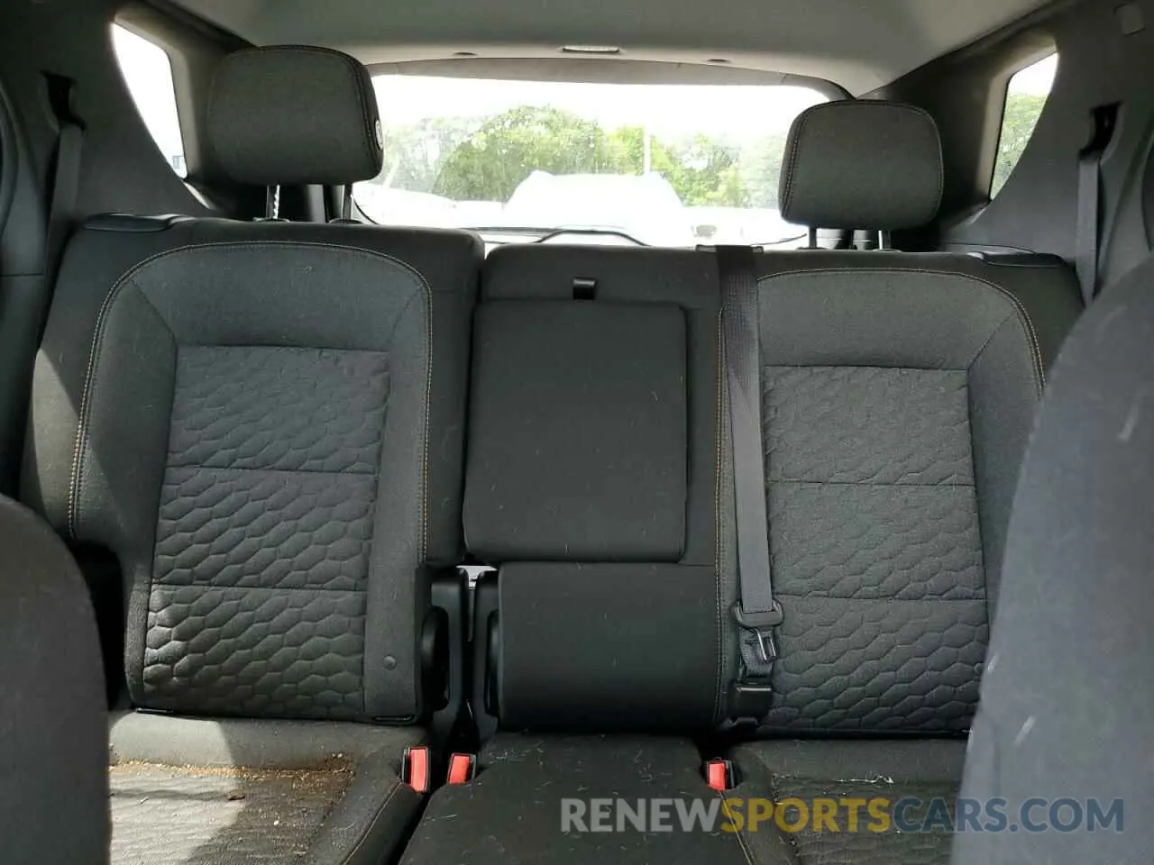 10 Photograph of a damaged car 3GNAXJEV3LS553904 CHEVROLET EQUINOX 2020