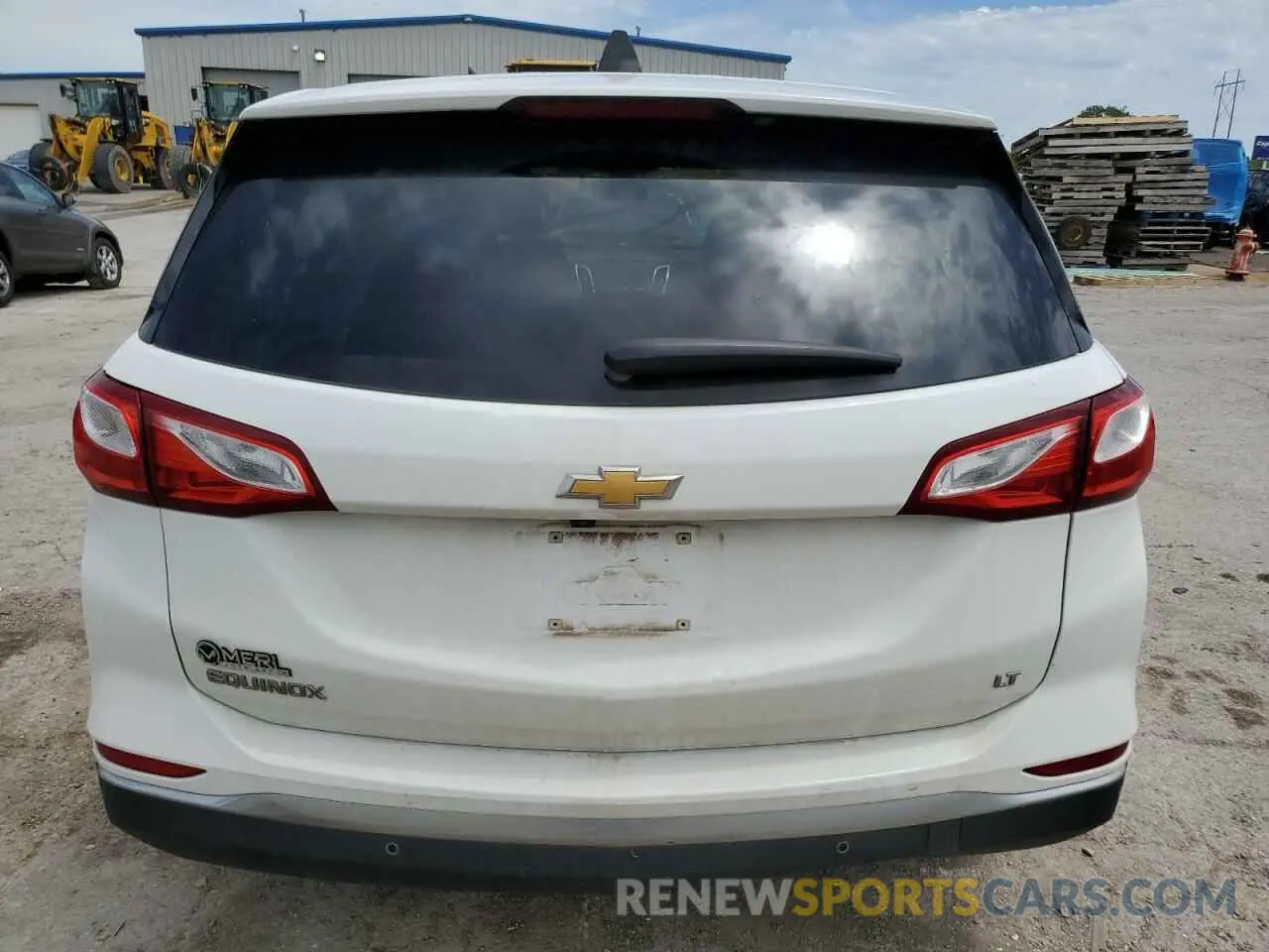 6 Photograph of a damaged car 3GNAXJEV3LS553904 CHEVROLET EQUINOX 2020