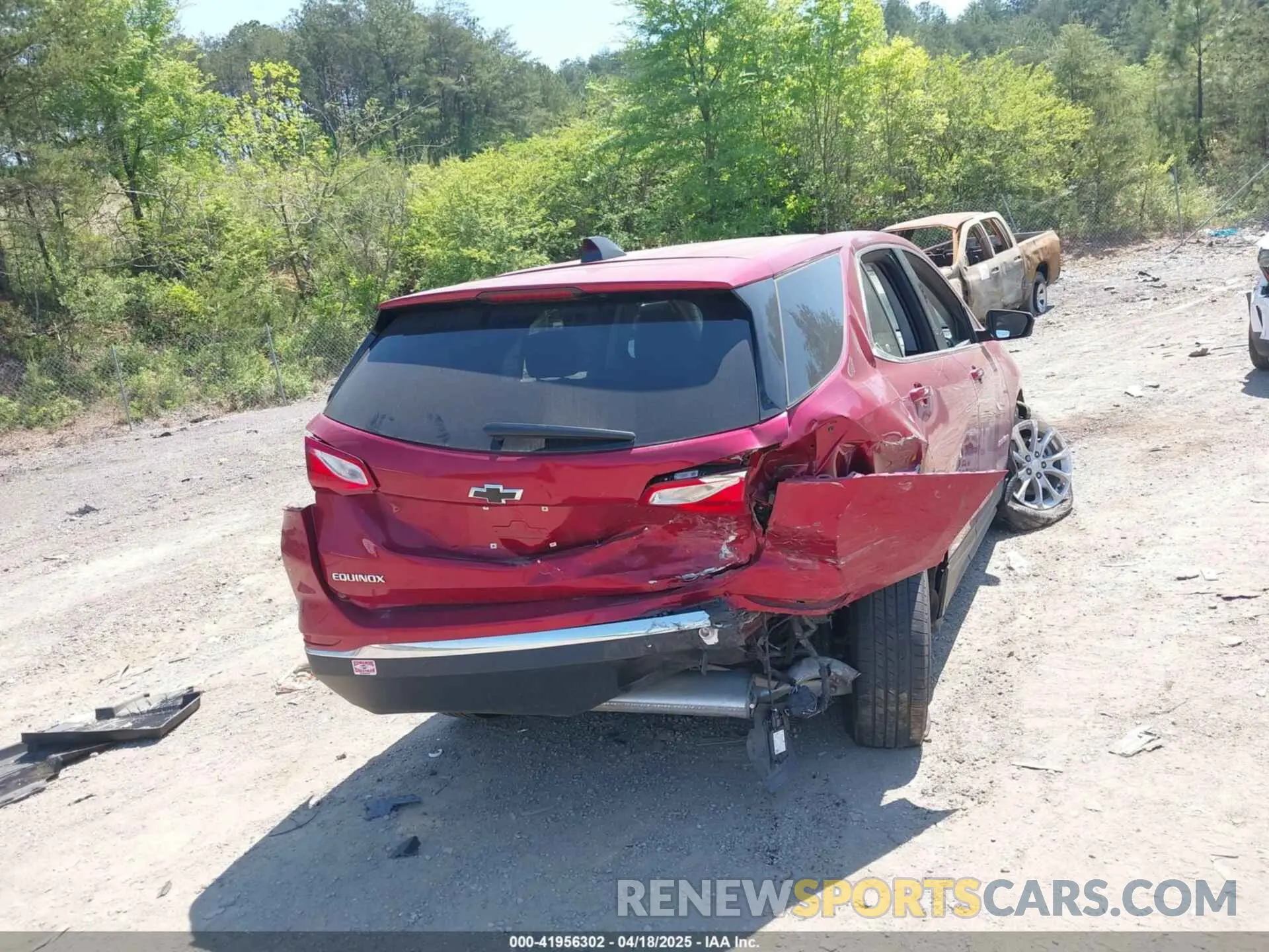 6 Photograph of a damaged car 3GNAXJEV3LS637706 CHEVROLET EQUINOX 2020