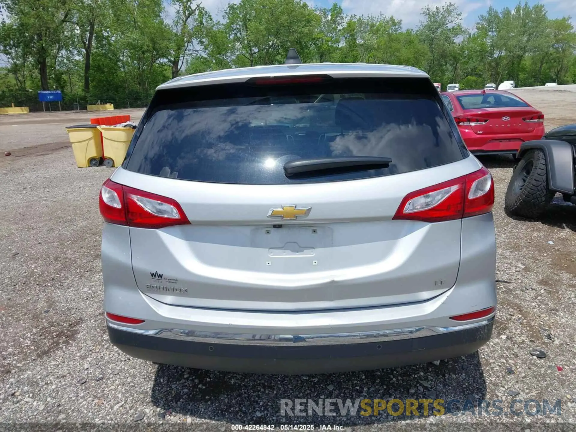 16 Photograph of a damaged car 3GNAXJEV3LS720987 CHEVROLET EQUINOX 2020