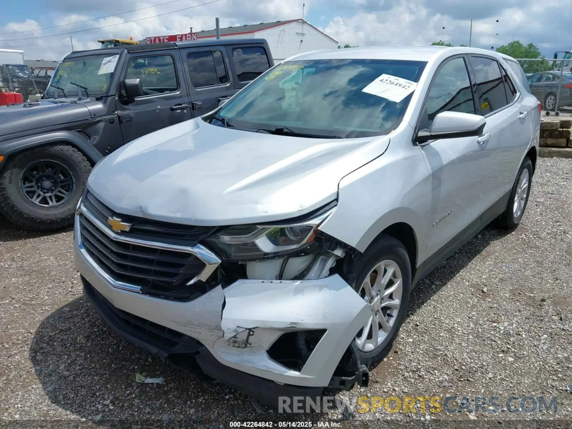 6 Photograph of a damaged car 3GNAXJEV3LS720987 CHEVROLET EQUINOX 2020