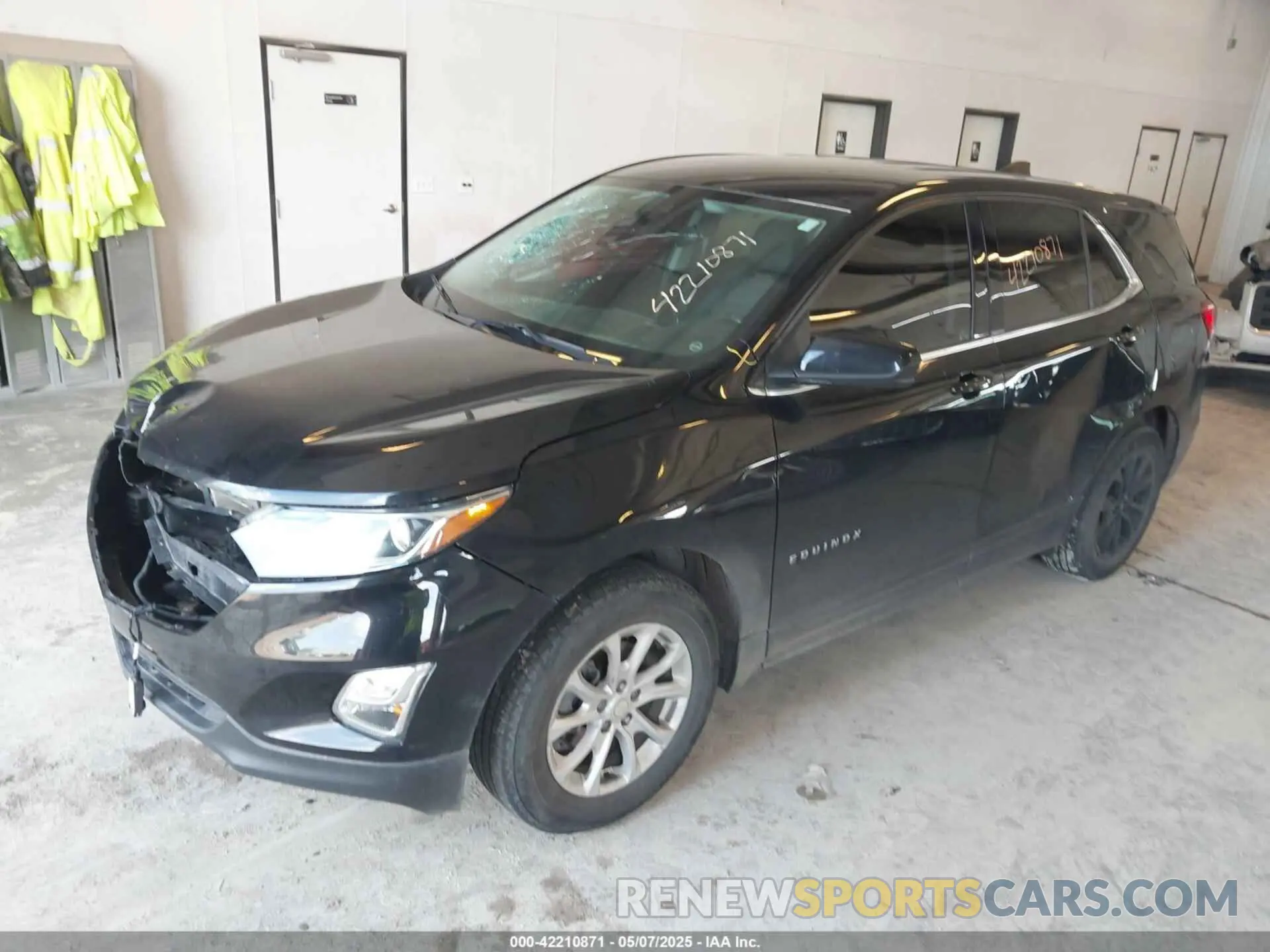 2 Photograph of a damaged car 3GNAXJEV4LL232450 CHEVROLET EQUINOX 2020