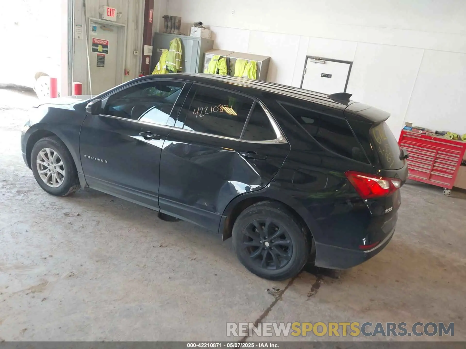 3 Photograph of a damaged car 3GNAXJEV4LL232450 CHEVROLET EQUINOX 2020