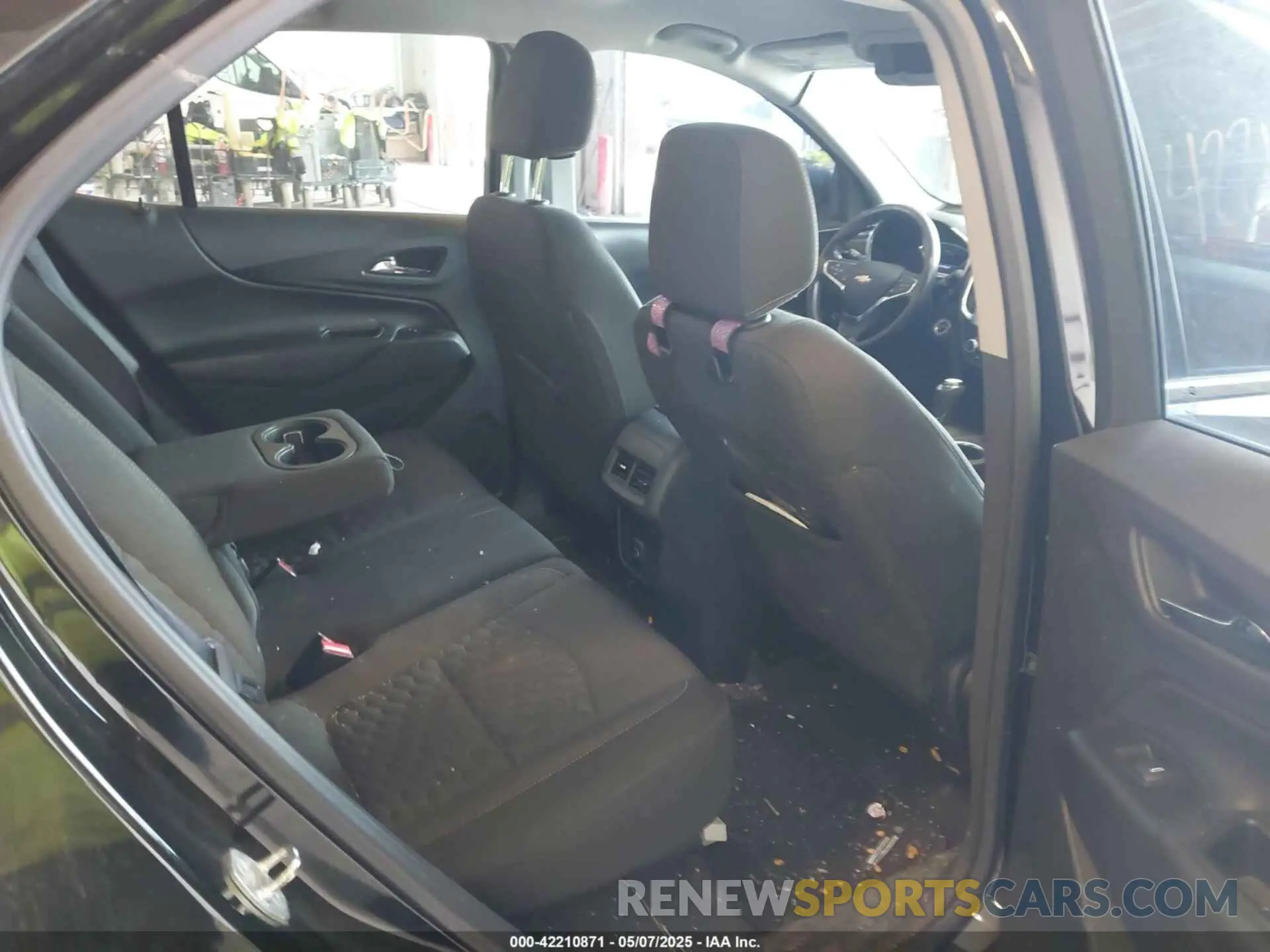 8 Photograph of a damaged car 3GNAXJEV4LL232450 CHEVROLET EQUINOX 2020