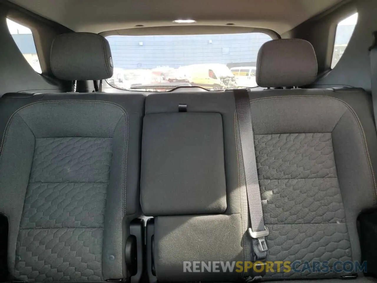 10 Photograph of a damaged car 3GNAXJEV4LS548291 CHEVROLET EQUINOX 2020