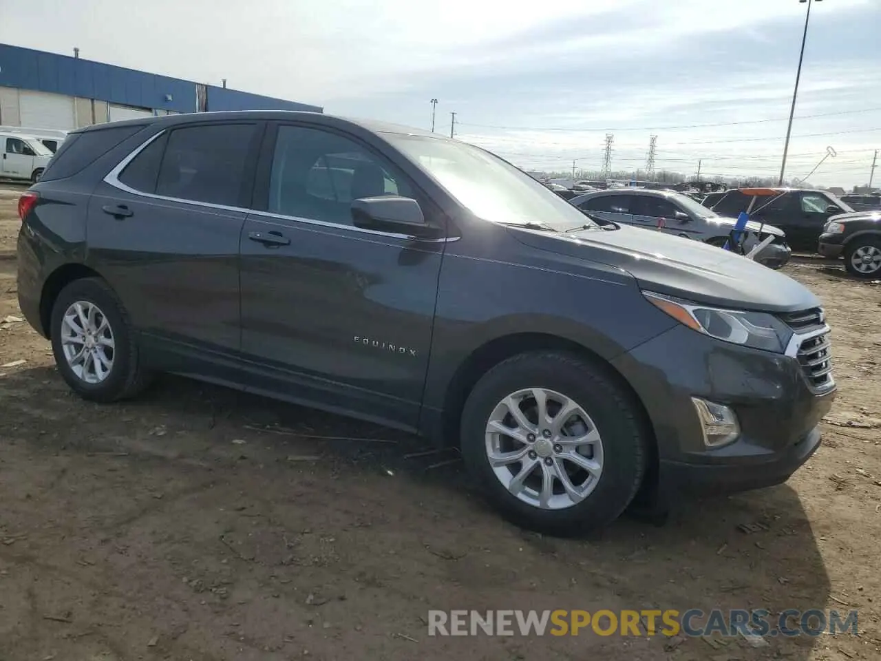 4 Photograph of a damaged car 3GNAXJEV4LS548291 CHEVROLET EQUINOX 2020