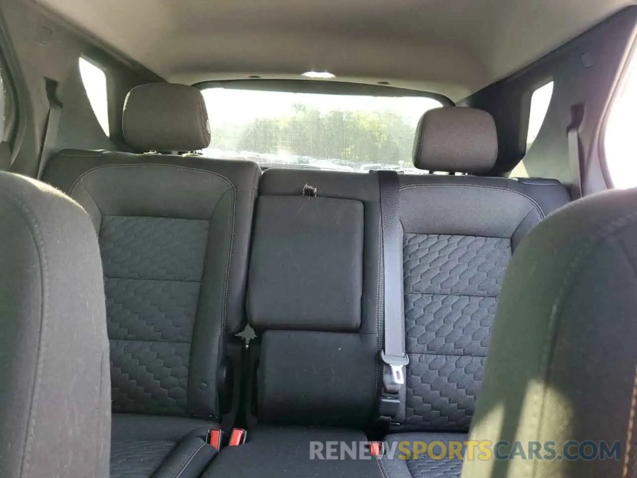 10 Photograph of a damaged car 3GNAXJEV4LS565866 CHEVROLET EQUINOX 2020