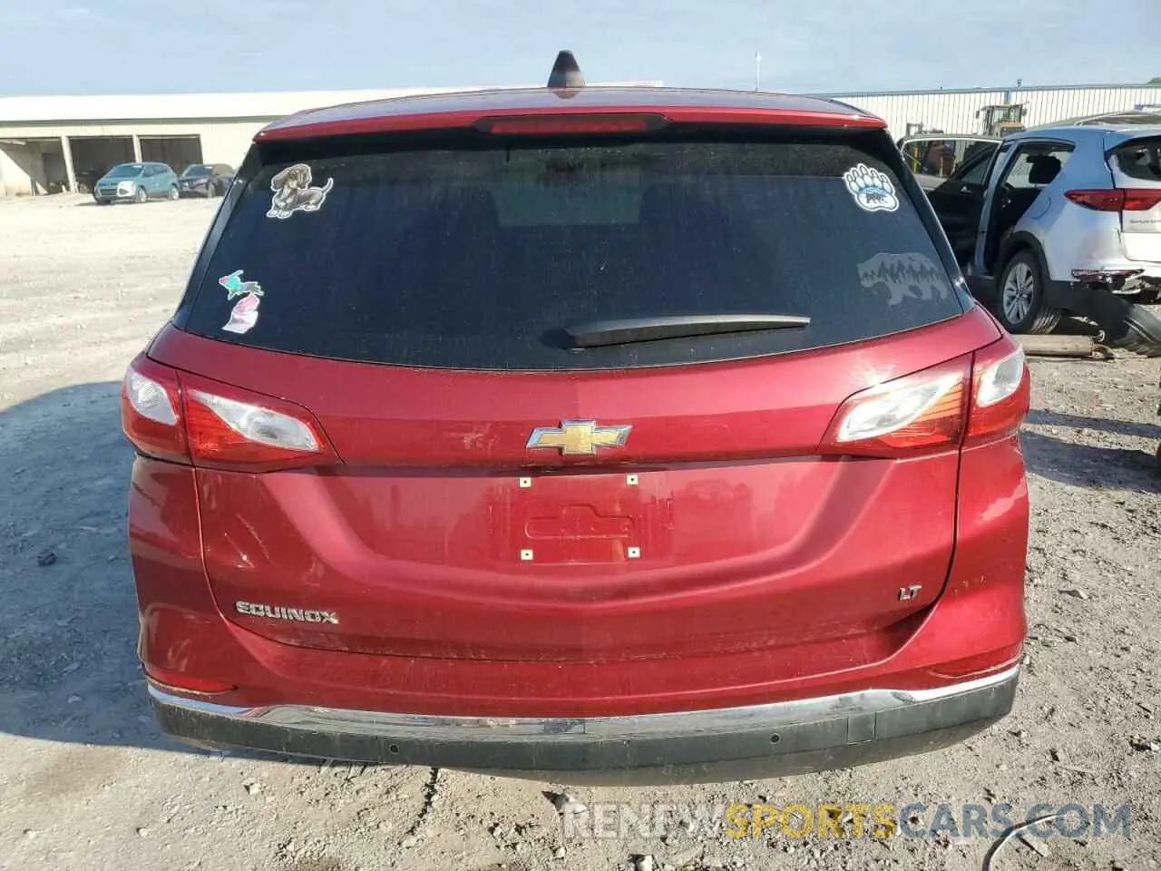 6 Photograph of a damaged car 3GNAXJEV4LS565866 CHEVROLET EQUINOX 2020