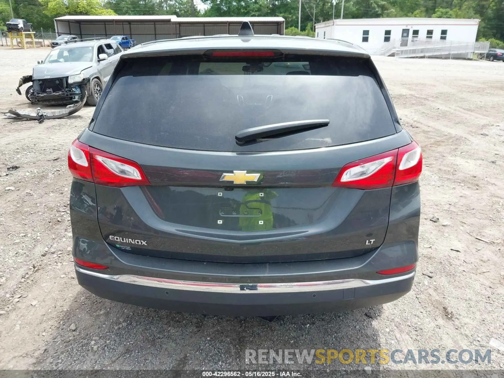 16 Photograph of a damaged car 3GNAXJEV5LS522377 CHEVROLET EQUINOX 2020