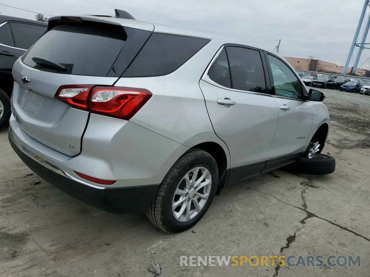 3 Photograph of a damaged car 3GNAXJEV5LS709196 CHEVROLET EQUINOX 2020