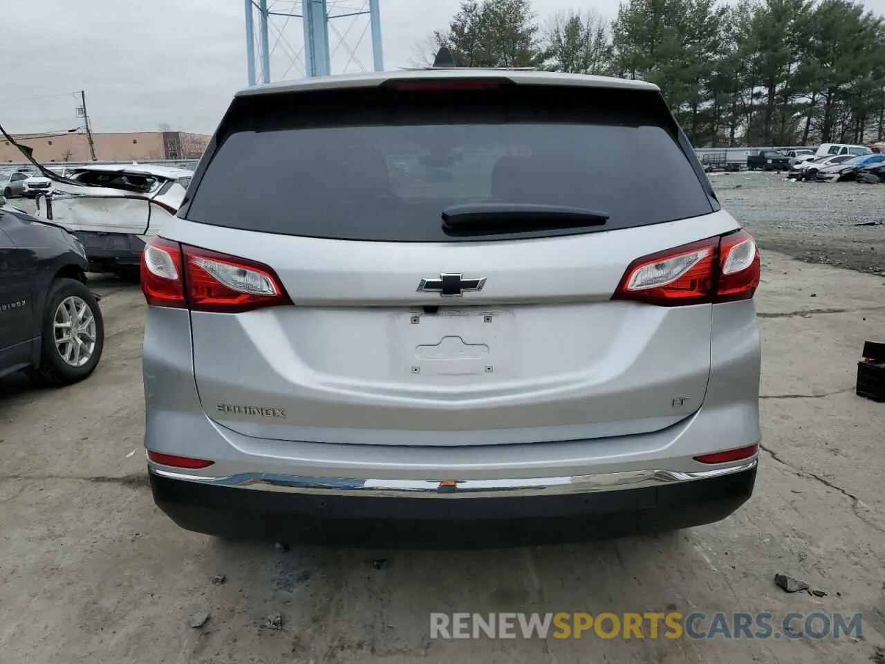 6 Photograph of a damaged car 3GNAXJEV5LS709196 CHEVROLET EQUINOX 2020