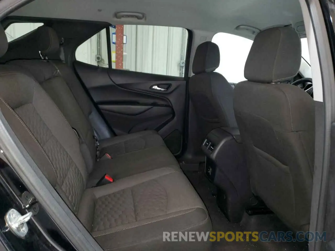 11 Photograph of a damaged car 3GNAXJEV6LL162725 CHEVROLET EQUINOX 2020