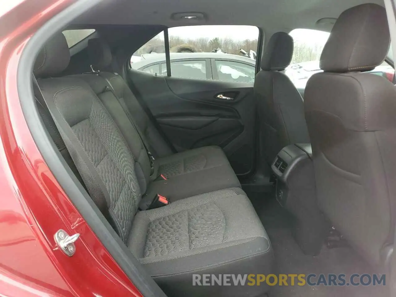 11 Photograph of a damaged car 3GNAXJEV6LS532660 CHEVROLET EQUINOX 2020