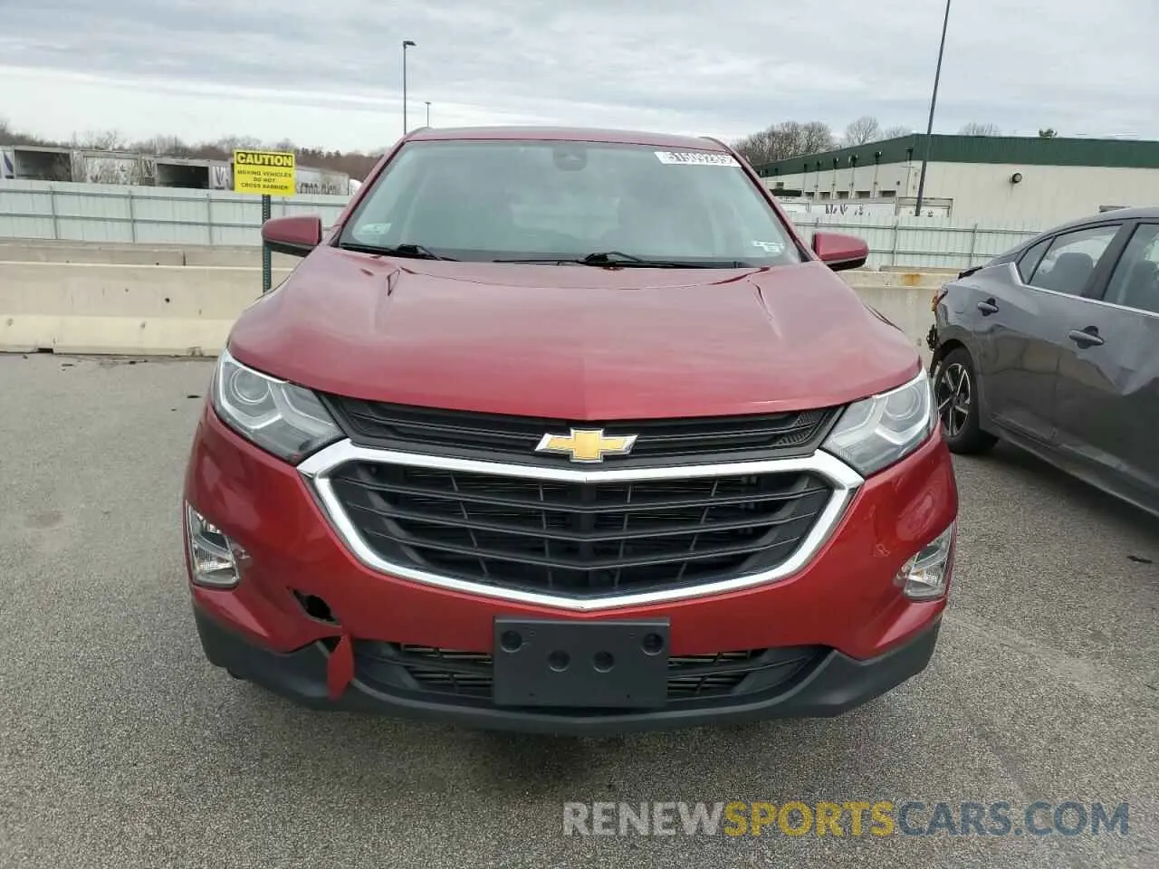 5 Photograph of a damaged car 3GNAXJEV6LS532660 CHEVROLET EQUINOX 2020