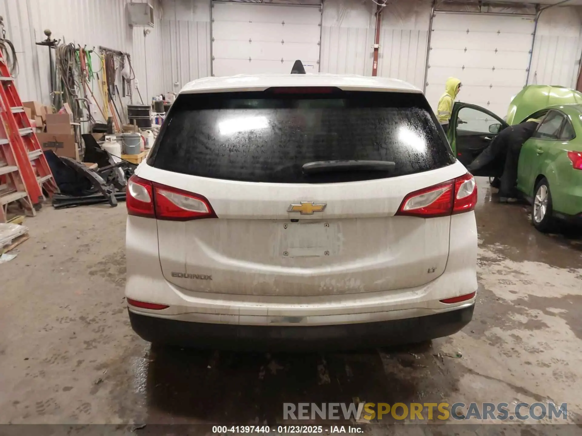 16 Photograph of a damaged car 3GNAXJEV6LS545635 CHEVROLET EQUINOX 2020