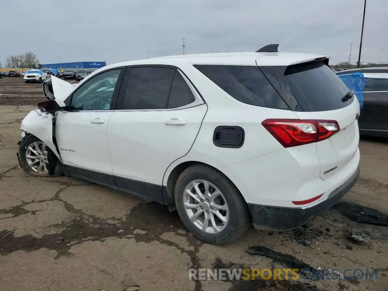 2 Photograph of a damaged car 3GNAXJEV6LS641376 CHEVROLET EQUINOX 2020