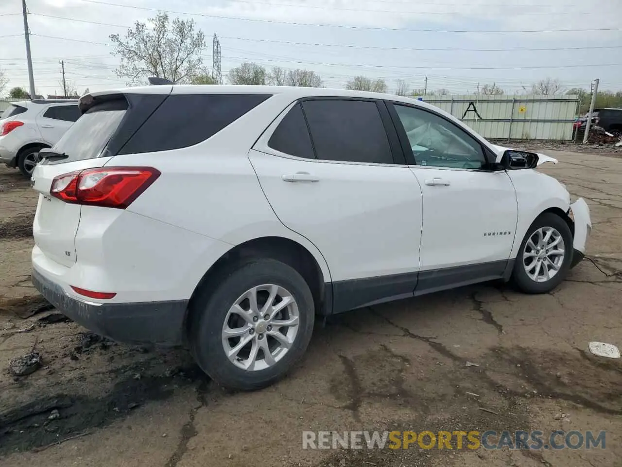 3 Photograph of a damaged car 3GNAXJEV6LS641376 CHEVROLET EQUINOX 2020
