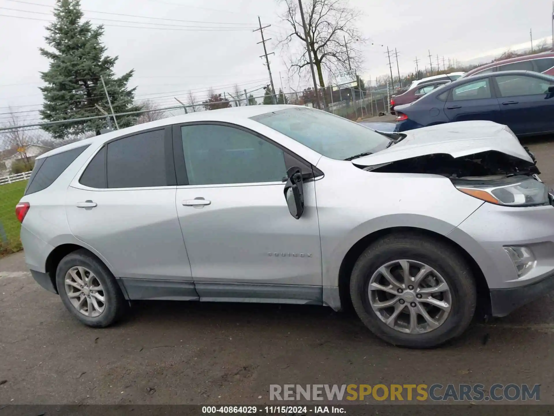 13 Photograph of a damaged car 3GNAXJEV8LS529310 CHEVROLET EQUINOX 2020