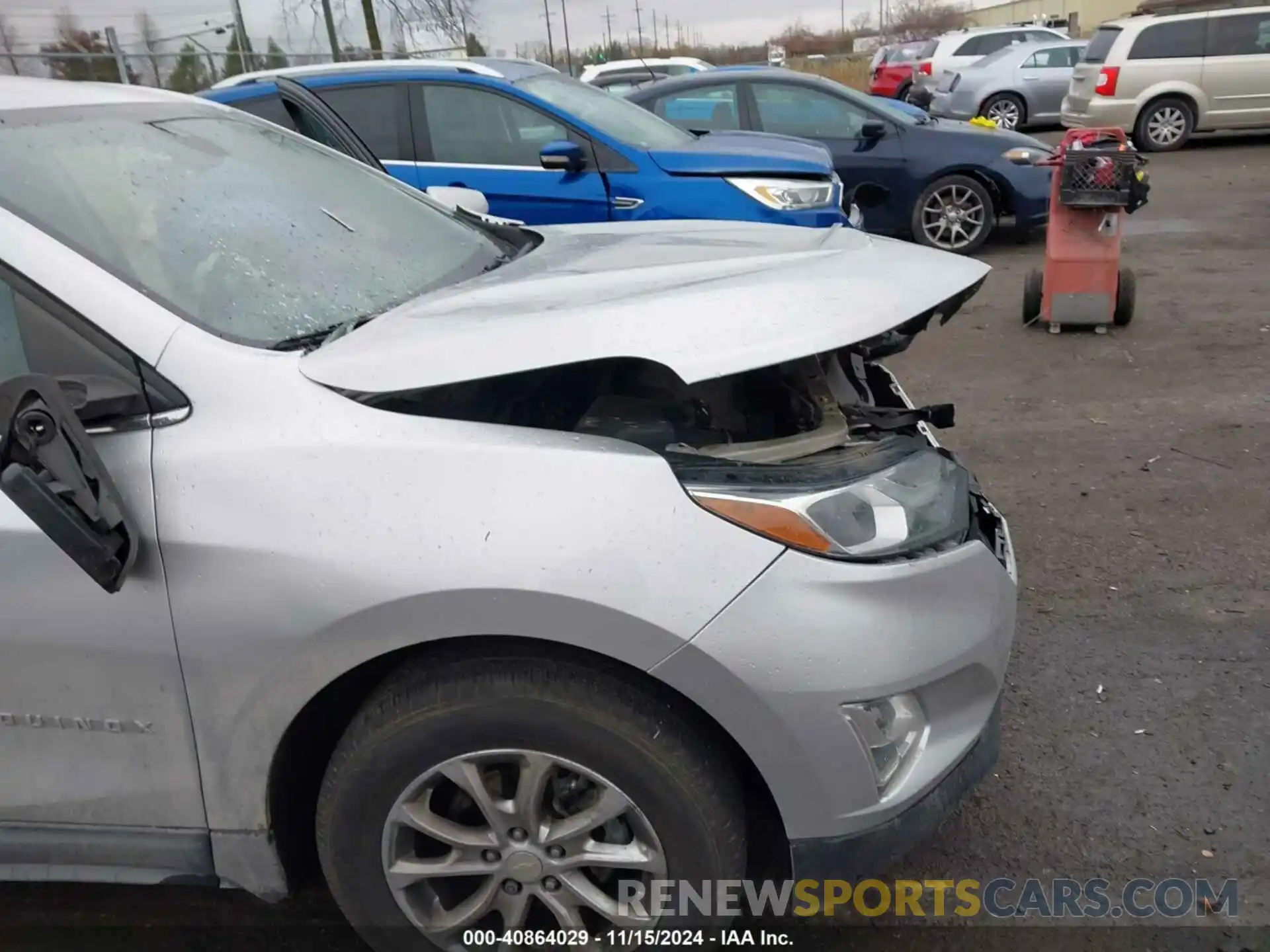 6 Photograph of a damaged car 3GNAXJEV8LS529310 CHEVROLET EQUINOX 2020