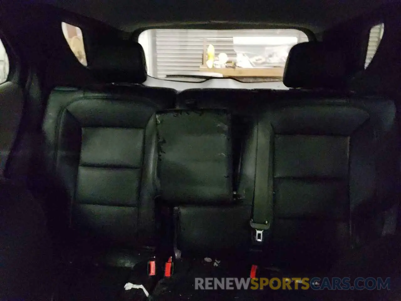 10 Photograph of a damaged car 3GNAXJEV9LS627701 CHEVROLET EQUINOX 2020