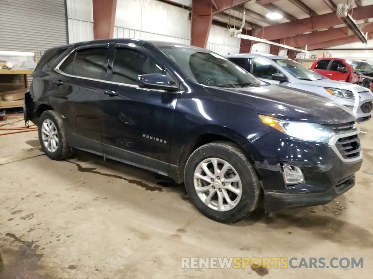 4 Photograph of a damaged car 3GNAXJEV9LS627701 CHEVROLET EQUINOX 2020