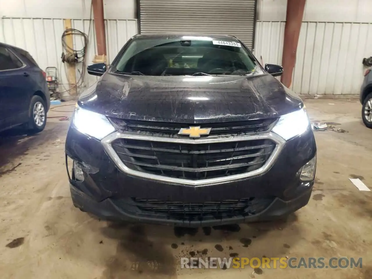 5 Photograph of a damaged car 3GNAXJEV9LS627701 CHEVROLET EQUINOX 2020