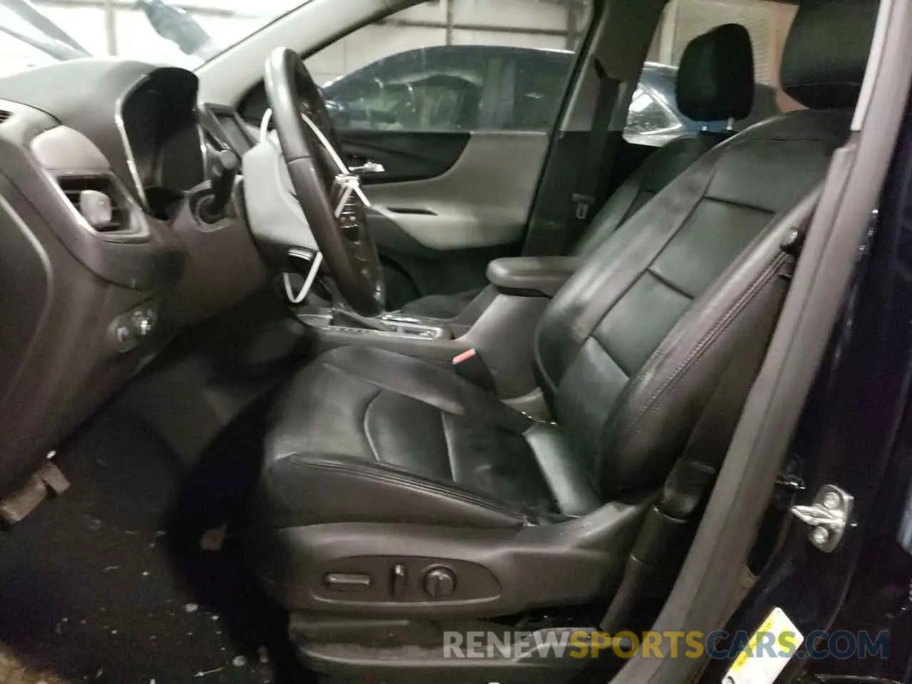 7 Photograph of a damaged car 3GNAXJEV9LS627701 CHEVROLET EQUINOX 2020