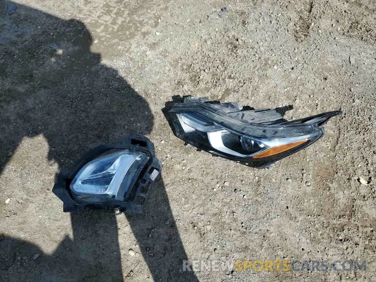 13 Photograph of a damaged car 3GNAXJEVXLL150450 CHEVROLET EQUINOX 2020