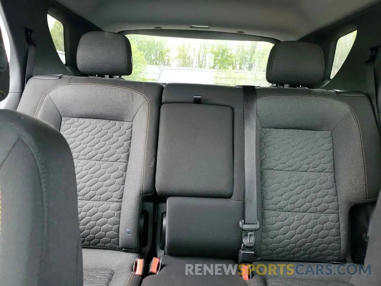 10 Photograph of a damaged car 3GNAXJEVXLL283984 CHEVROLET EQUINOX 2020