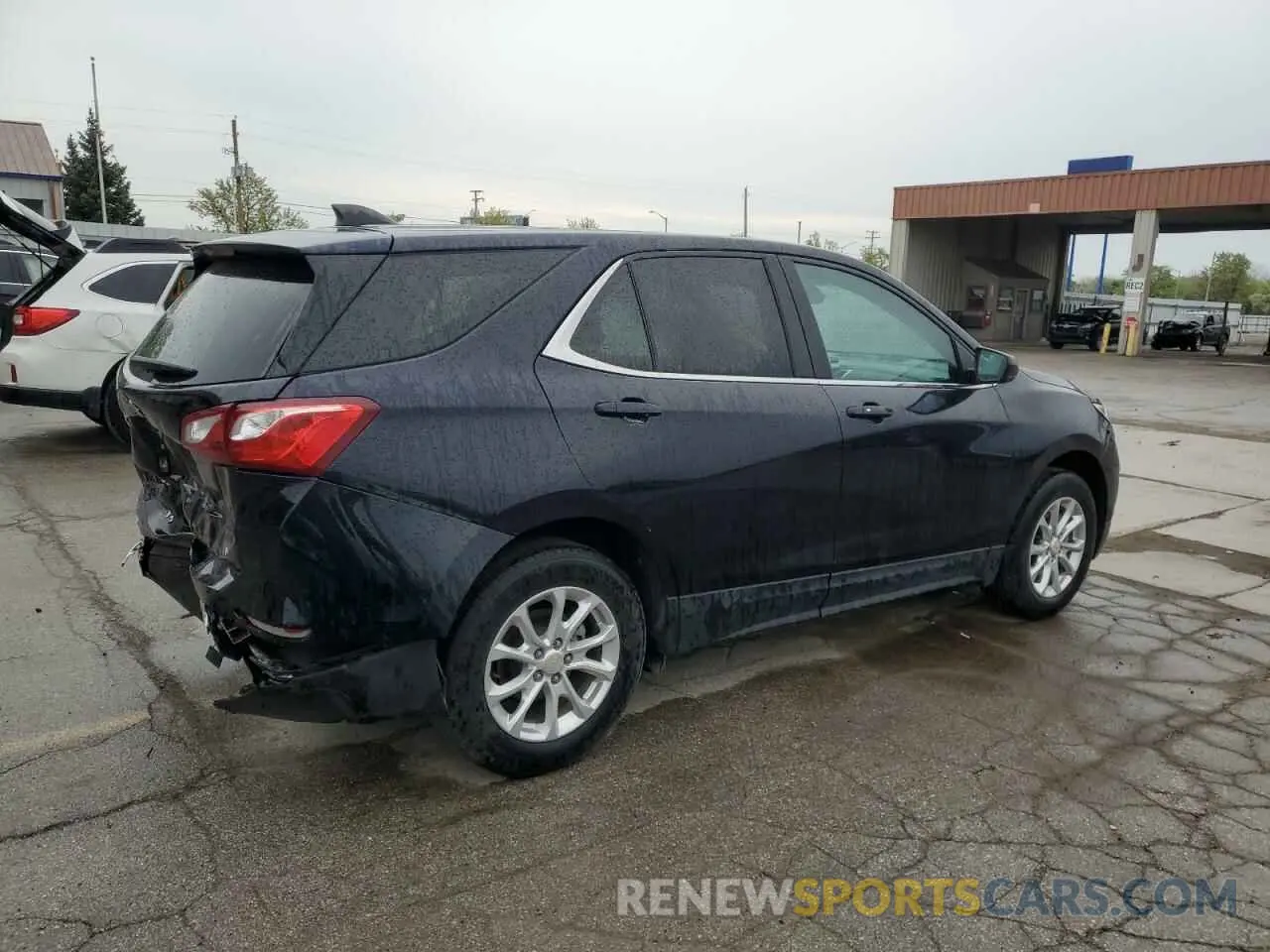3 Photograph of a damaged car 3GNAXJEVXLS528028 CHEVROLET EQUINOX 2020
