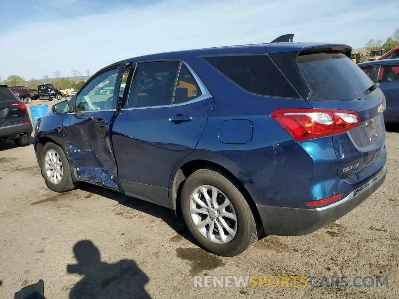 2 Photograph of a damaged car 3GNAXKEV0LL229504 CHEVROLET EQUINOX 2020