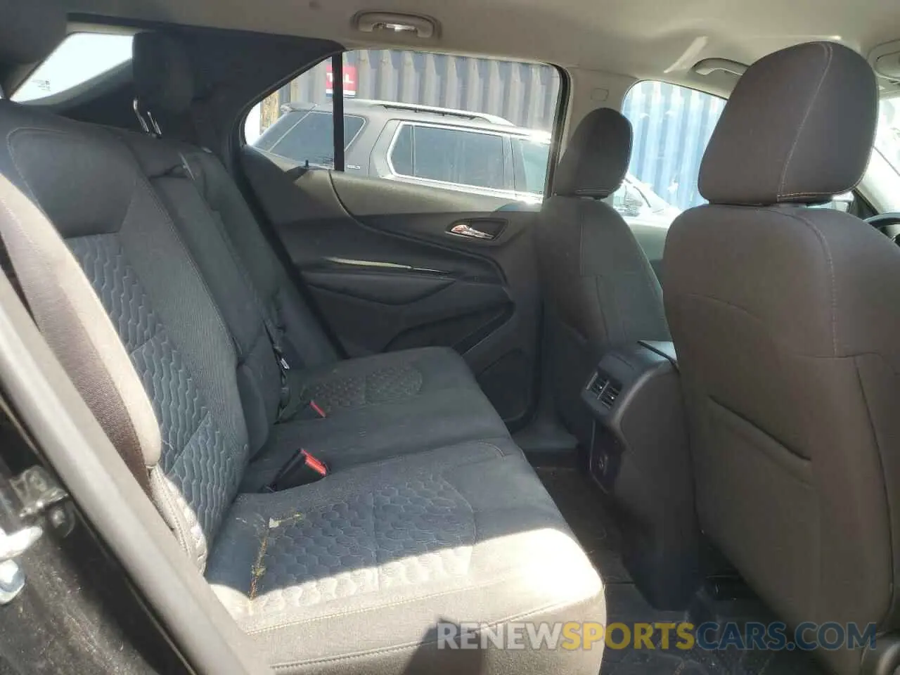 11 Photograph of a damaged car 3GNAXKEV0LL277410 CHEVROLET EQUINOX 2020
