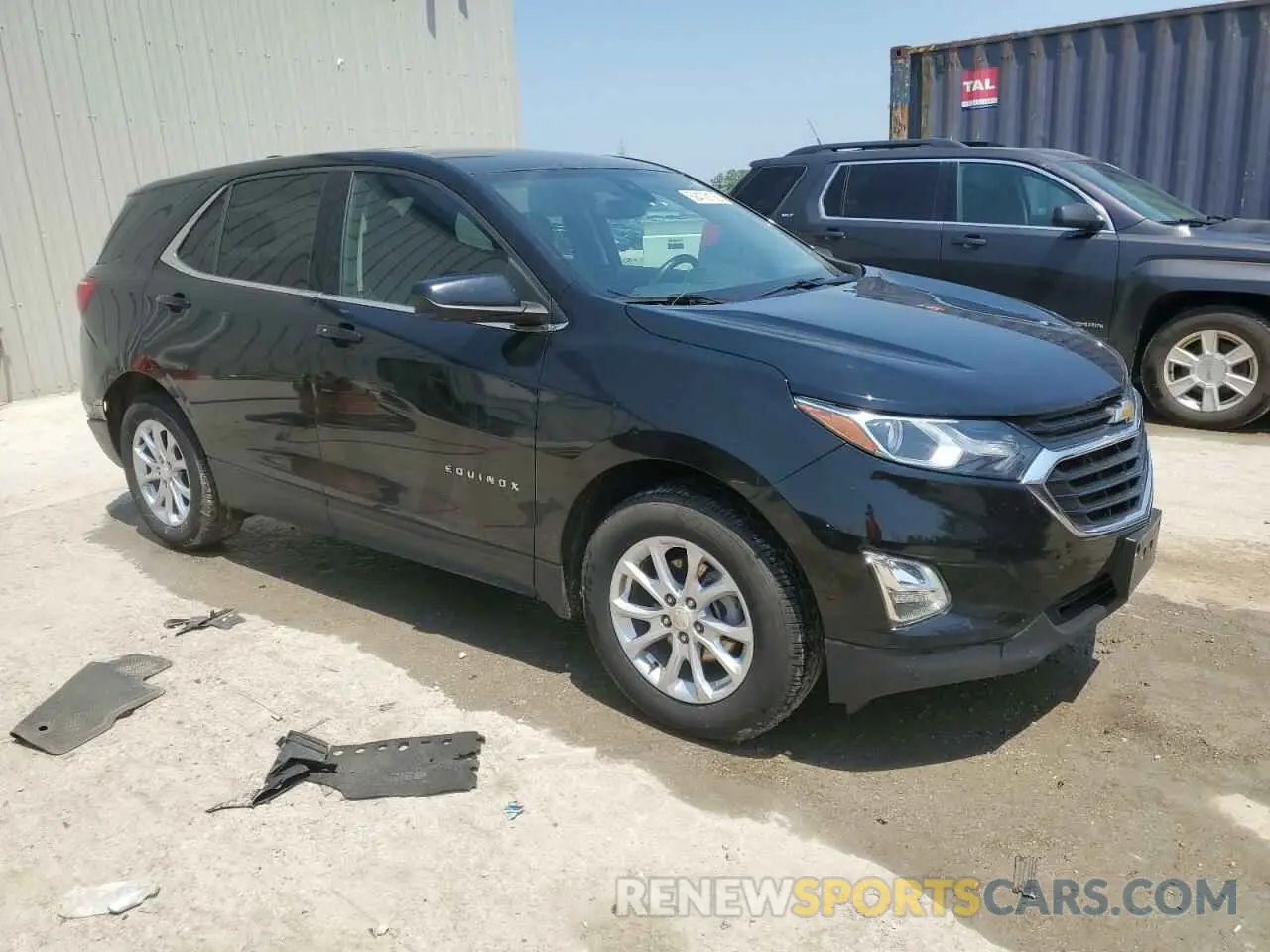 4 Photograph of a damaged car 3GNAXKEV0LL277410 CHEVROLET EQUINOX 2020