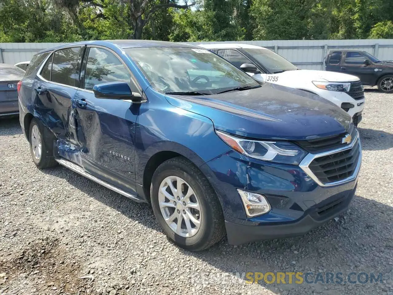4 Photograph of a damaged car 3GNAXKEV0LL290626 CHEVROLET EQUINOX 2020