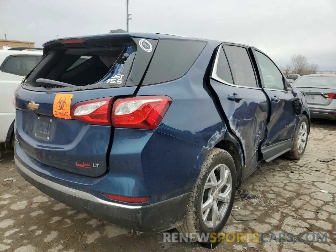 3 Photograph of a damaged car 3GNAXKEV0LL332907 CHEVROLET EQUINOX 2020