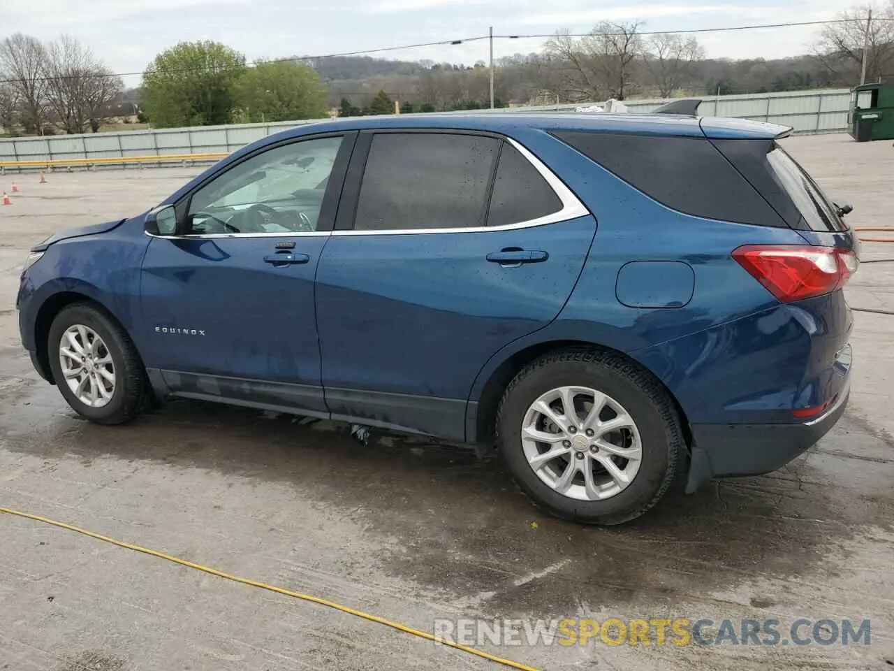 2 Photograph of a damaged car 3GNAXKEV0LL334172 CHEVROLET EQUINOX 2020