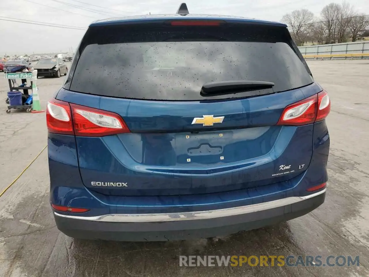 6 Photograph of a damaged car 3GNAXKEV0LL334172 CHEVROLET EQUINOX 2020