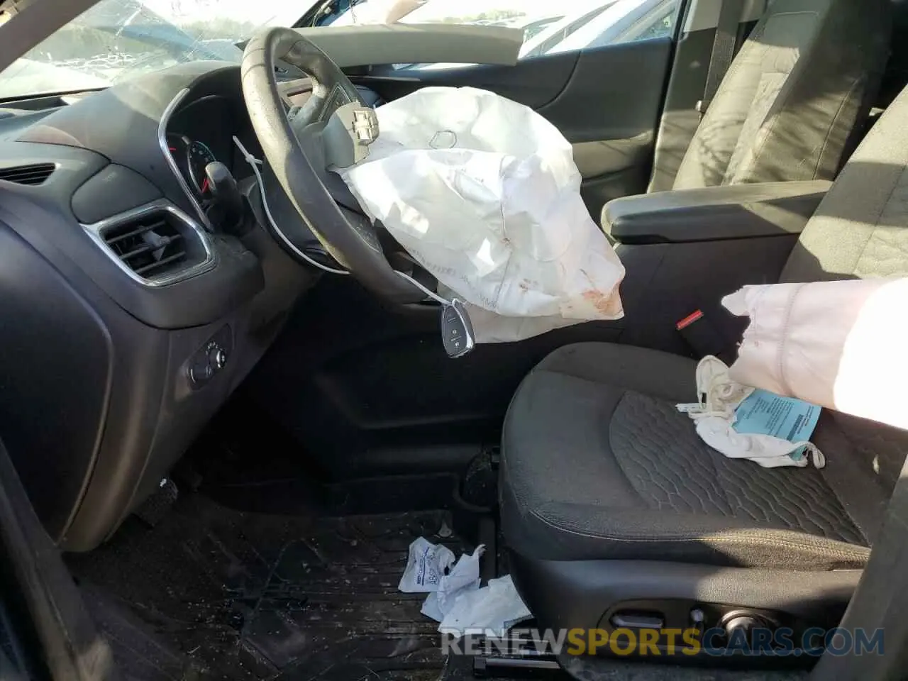7 Photograph of a damaged car 3GNAXKEV0LL334172 CHEVROLET EQUINOX 2020